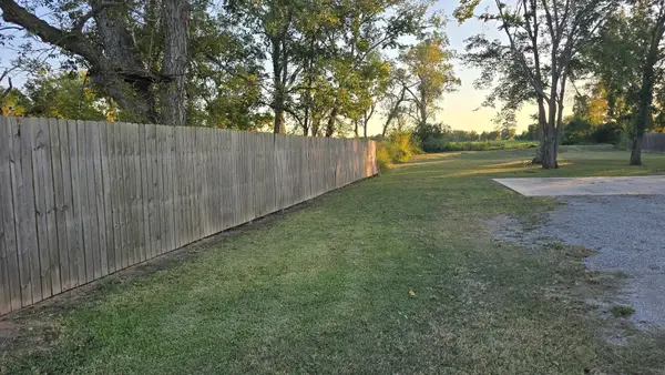 10550 Fm 1301 Road, Boling, TX 77420