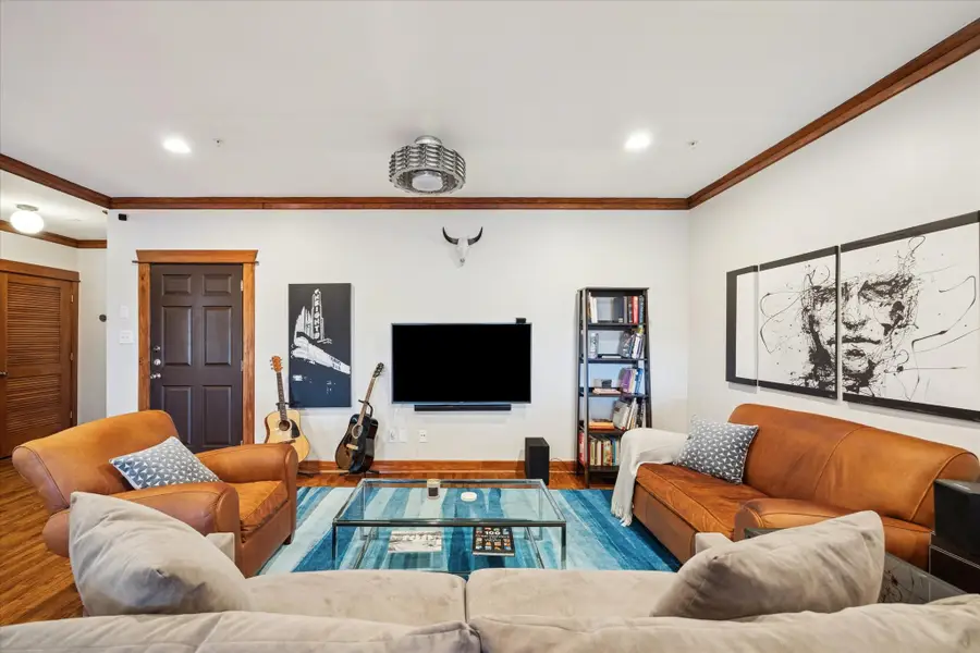 215 W Norma Street #301, Houston, TX 77009 - #2