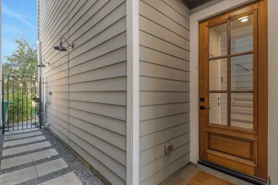 1526 Chestnut Street, Houston, TX 77009 - Image #3