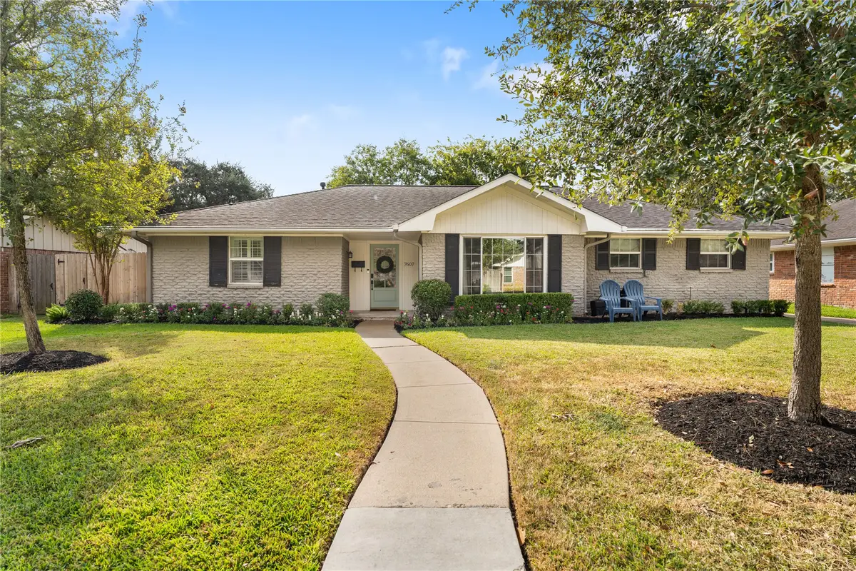 7607 Meadowglen Lane, Houston, TX 77063 - Image #1