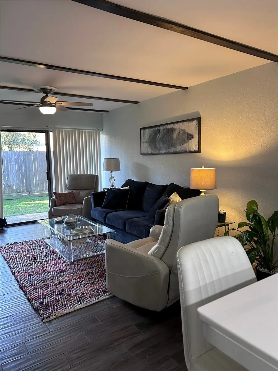 12100 Melville Drive #3, Montgomery, TX 77356 - Image #2