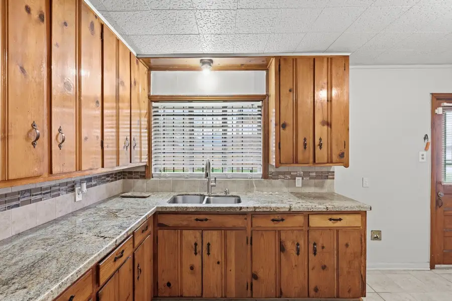 10229 Royal Oaks Drive, Houston, TX 77016 - #3