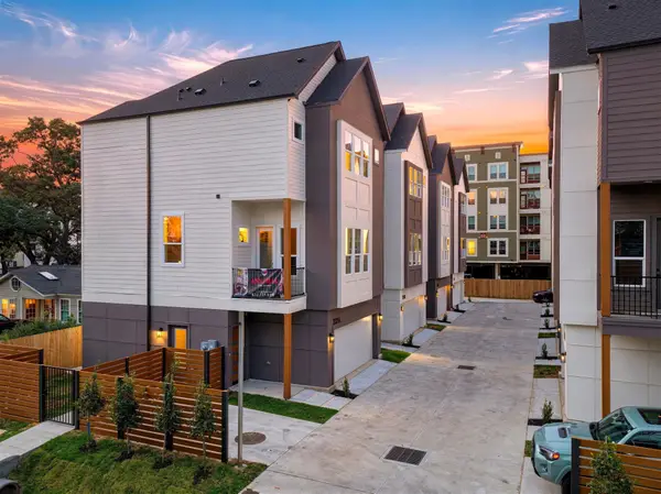 2221 Marnel Road #D, Houston, TX 77055