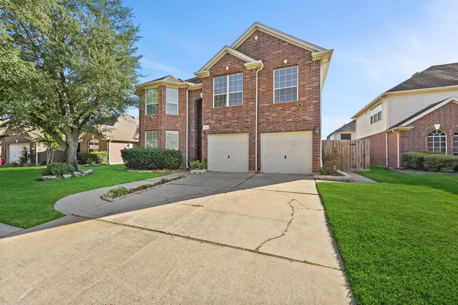 18914 Woodglen Shadows Drive, Humble, TX 77346 - Image #3