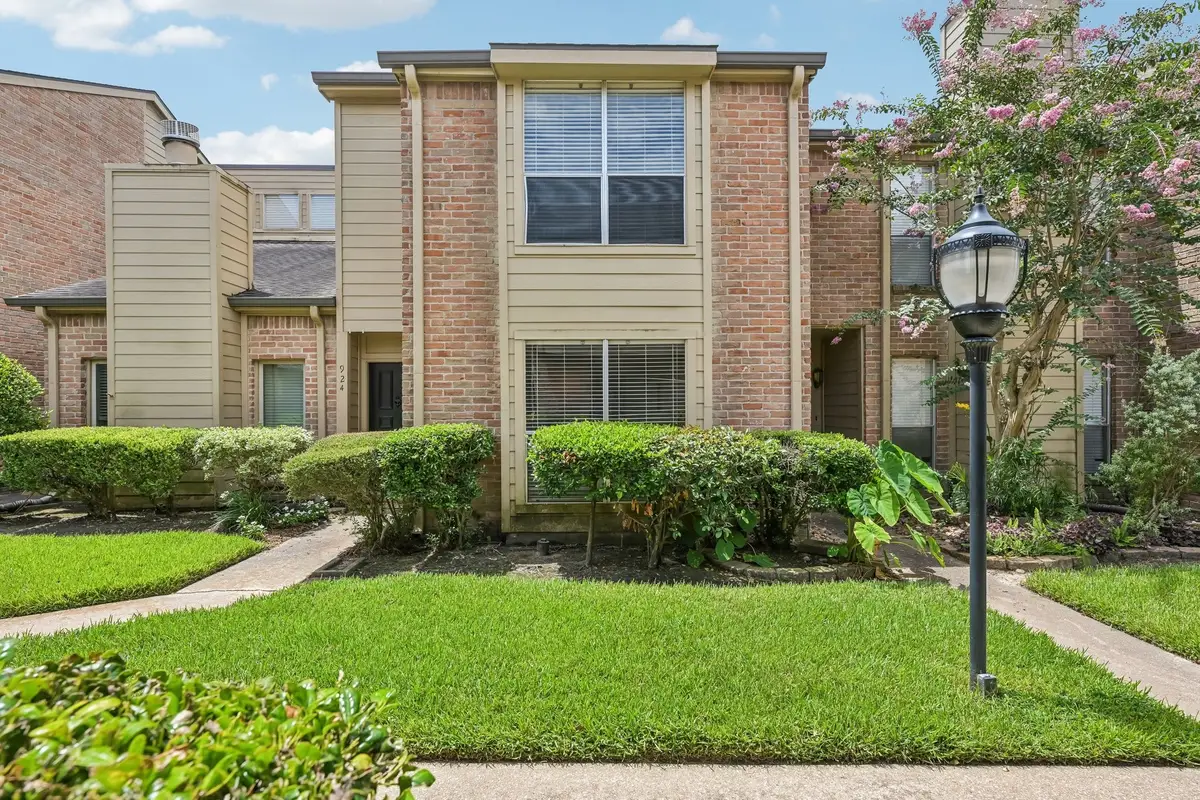 924 Memorial Village Drive #26, Houston, TX 77024 - #1