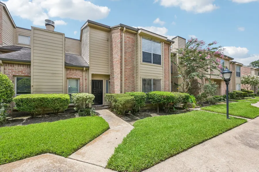 924 Memorial Village Drive #26, Houston, TX 77024 - #2