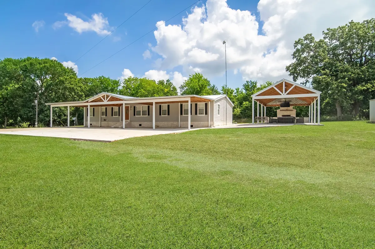 555 Wilder Crest Lane, Brenham, TX 77833 - #1