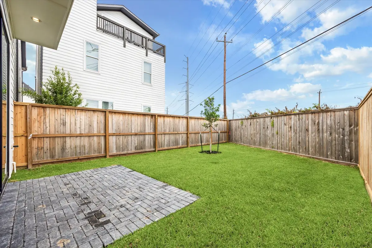 1004 Golden Nectar Lane, Houston, TX 77008 - #1