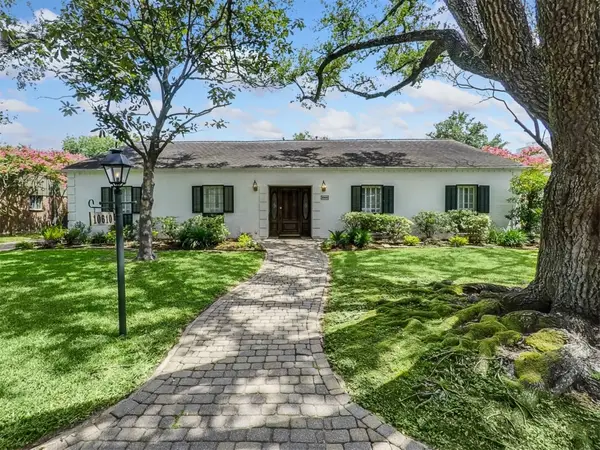 10610 Piping Rock Lane, Houston, TX 77042