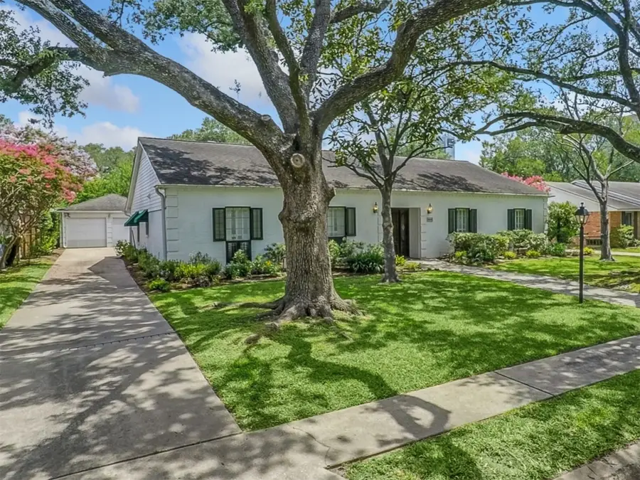 10610 Piping Rock Lane, Houston, TX 77042 - Image #3