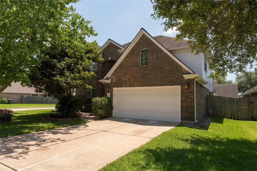 10102 Hidden Falls Drive, Pearland, TX 77584 - #2