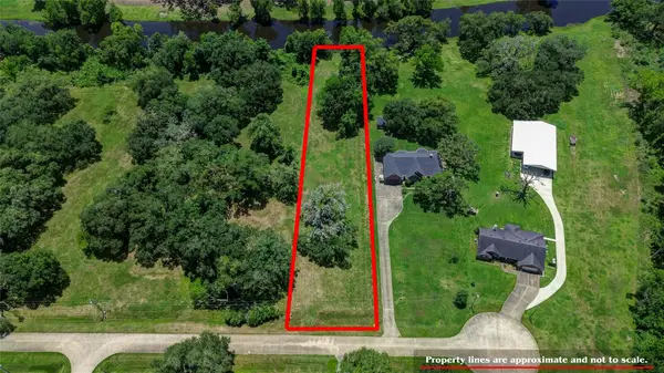 1249 Angus Court, Angleton, TX 77515