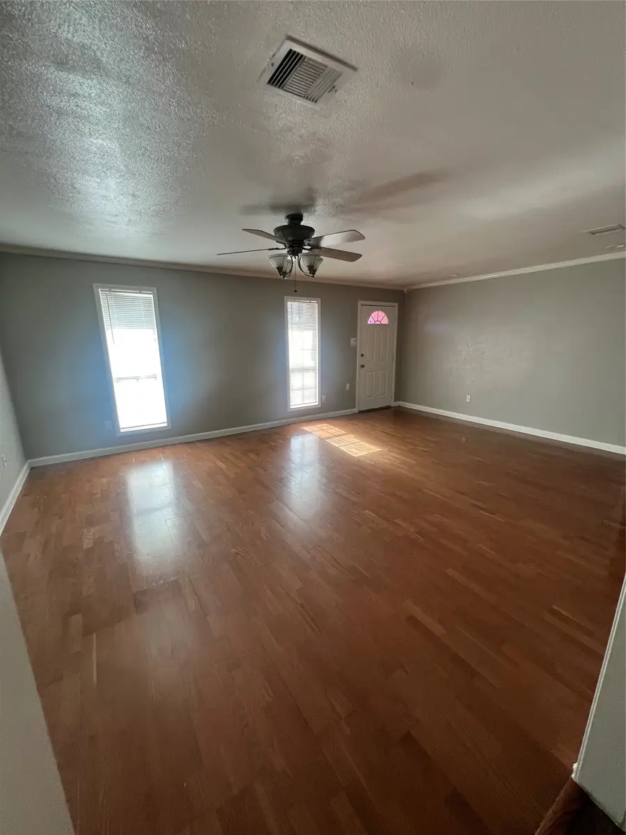 1325 Northbrook Drive, Angleton, TX 77515 - #2