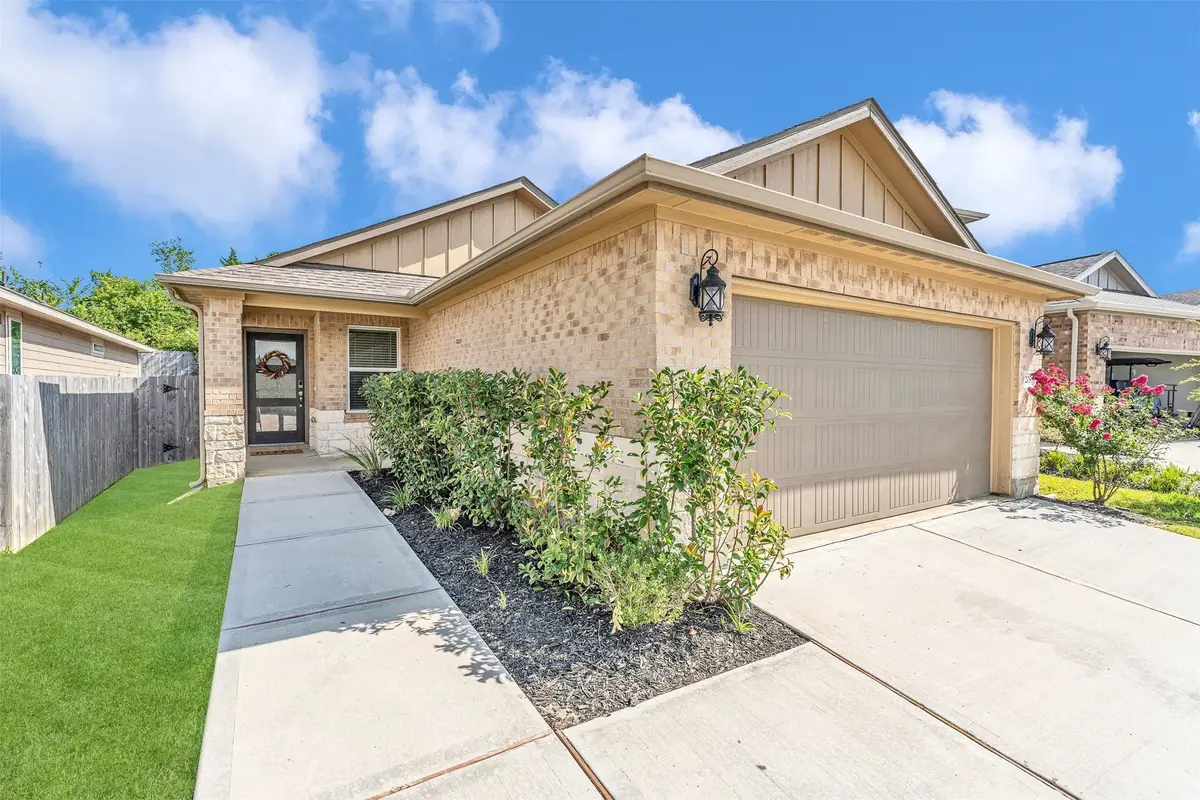 208 Charles Ridge Drive, Conroe, TX 77316 - #1