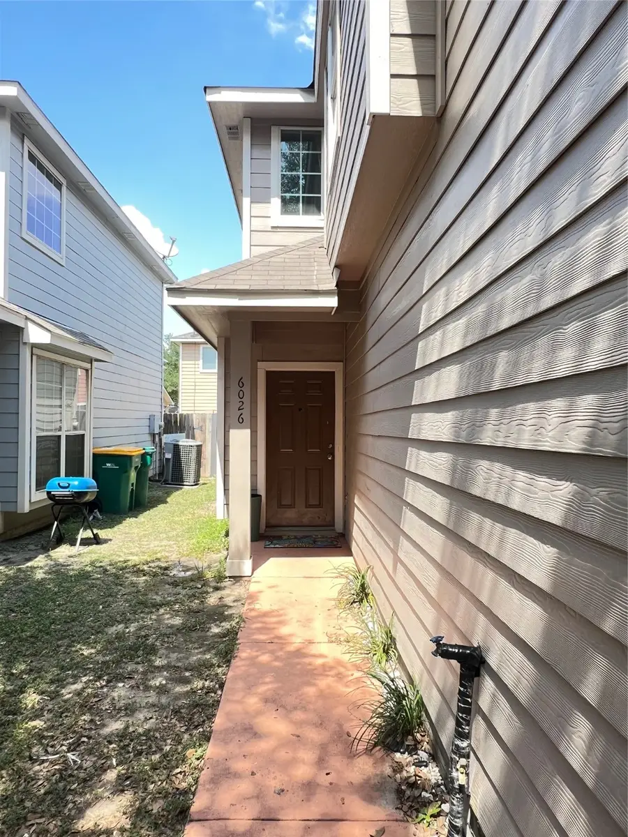 6026 Yorkglen Manor Lane, Houston, TX 77084 - Image #2