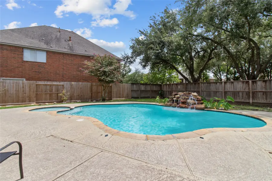 2109 Bay Hill Drive, League City, TX 77573 - Image #2