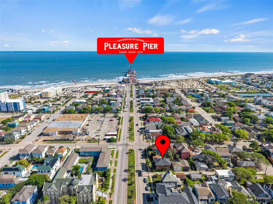 1821 25th Street, Galveston, TX 77550 - #2