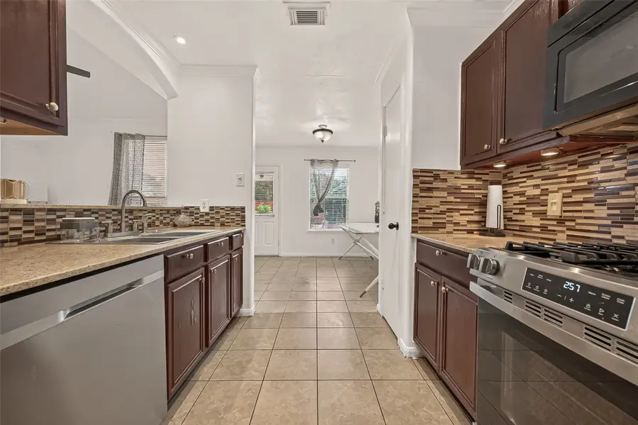 6743 Windy River Lane, Katy, TX 77449 - #3
