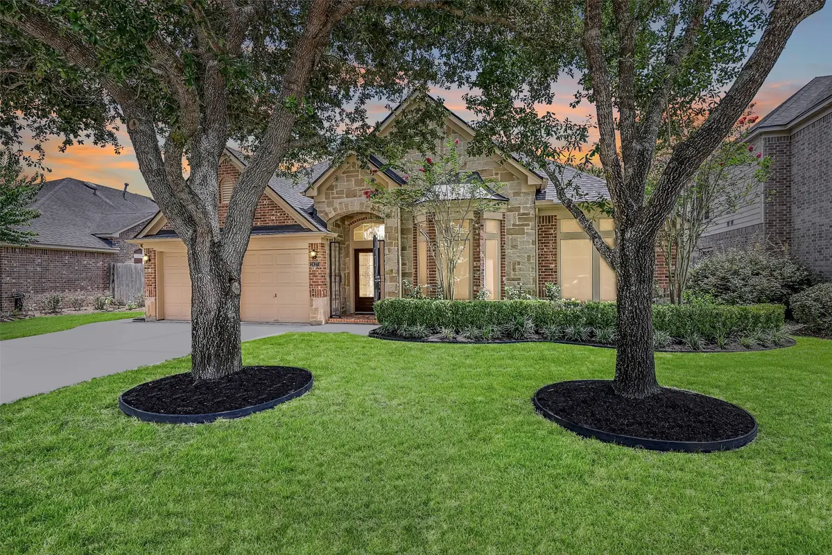 2427 Pioneer Oaks Drive, Fresno, TX 77545 - #1