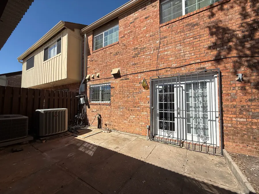 10372 Hammerly Boulevard #25, Houston, TX 77043 - Image #2