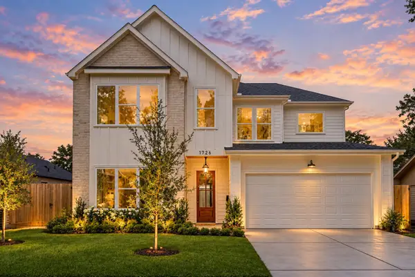 1726 Saxon Drive, Houston, TX 77018