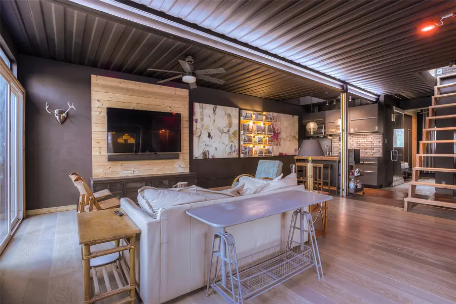 80 Shoreline Drive, Huntsville, TX 77320 - Image #3