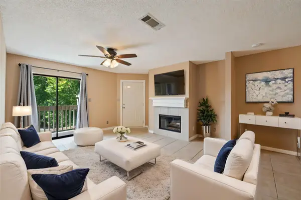 2501 Gulf Freeway #6A, Dickinson, TX 77539