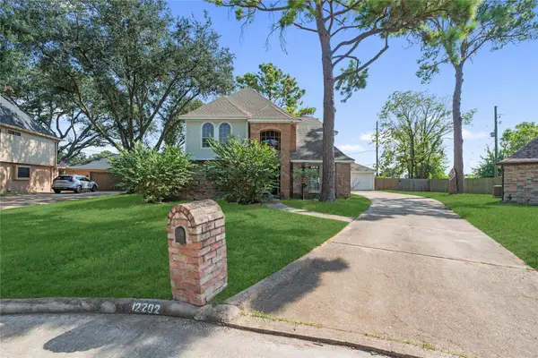 12202 Gaylawood Drive, Houston, TX 77066