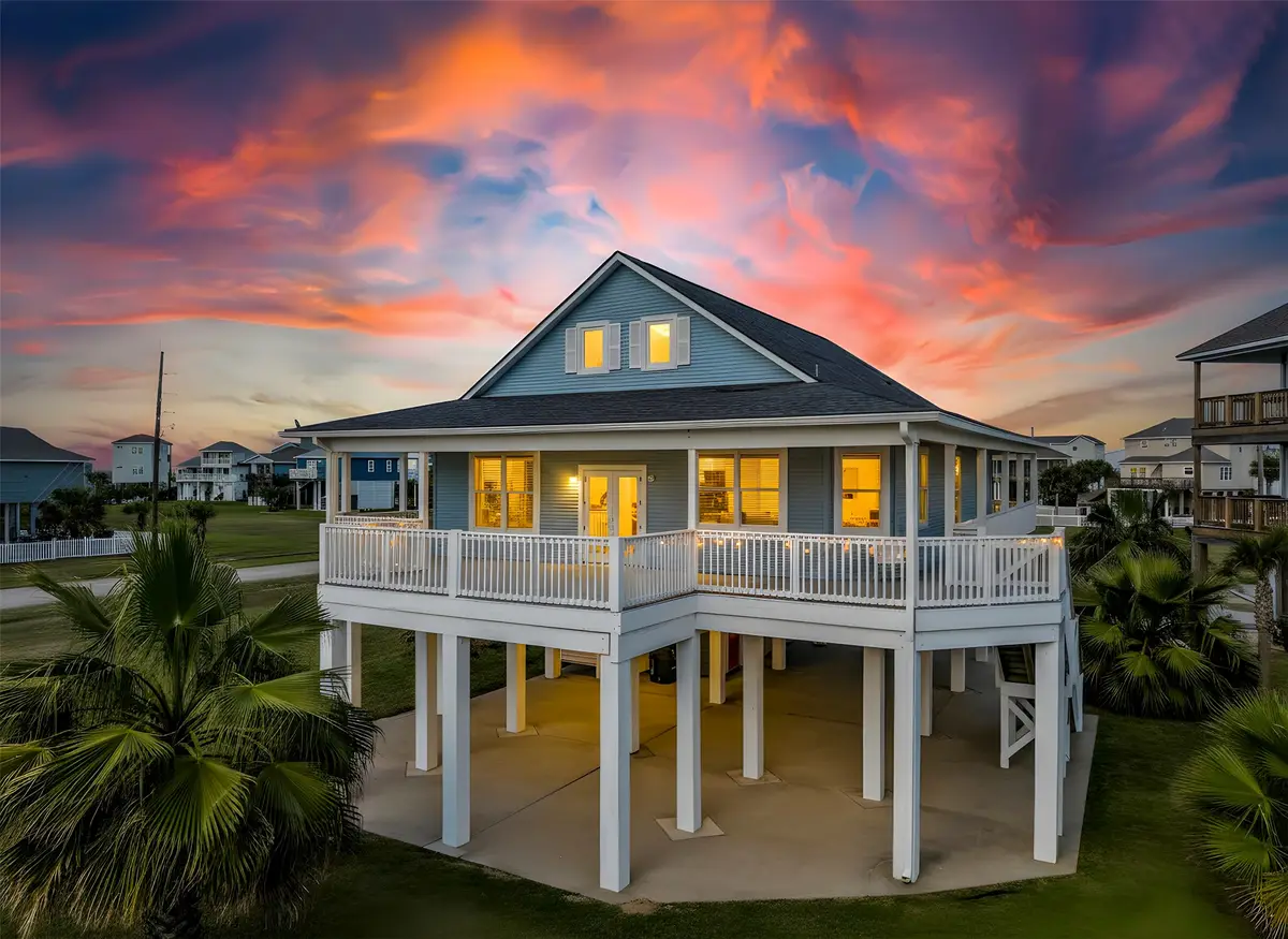 3910 Palmdale Court, Galveston, TX 77554 - #1