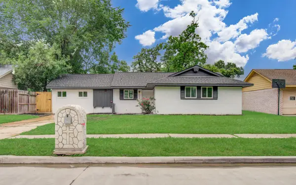 9259 Richland Drive, Houston, TX 77078