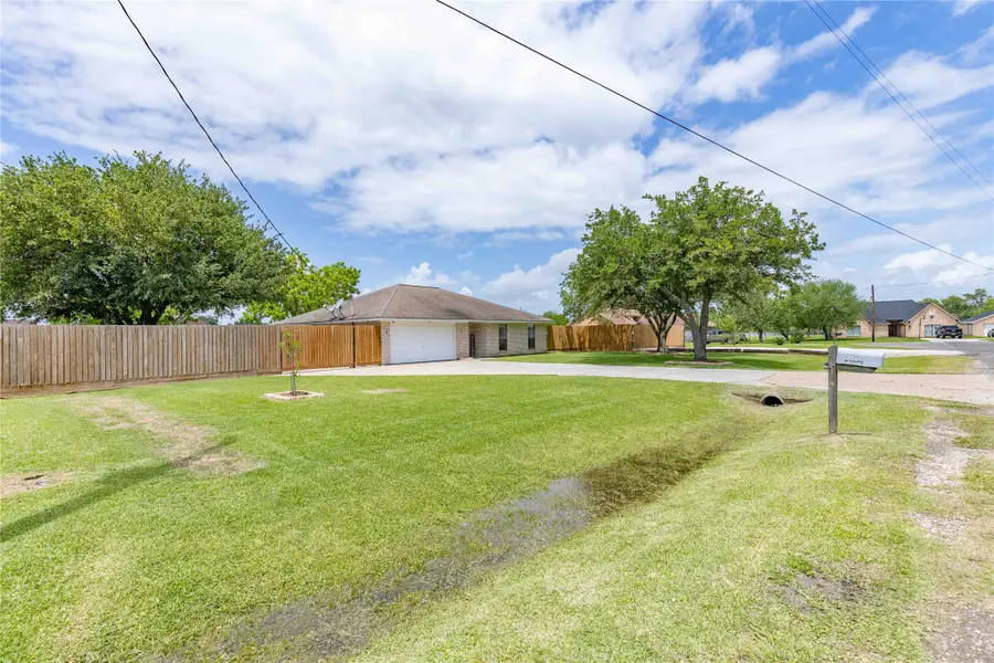 7315 Joseph Lane, Baytown, TX 77523 - #2