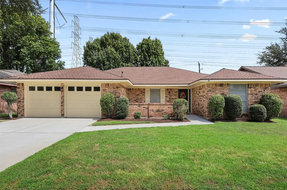 1009 N Amy Drive, Deer Park, TX 77536 - #1