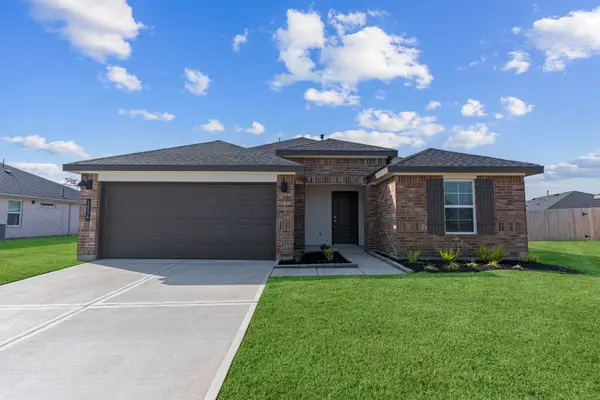 1017 Paddlefish Lane, Alvin, TX 77511