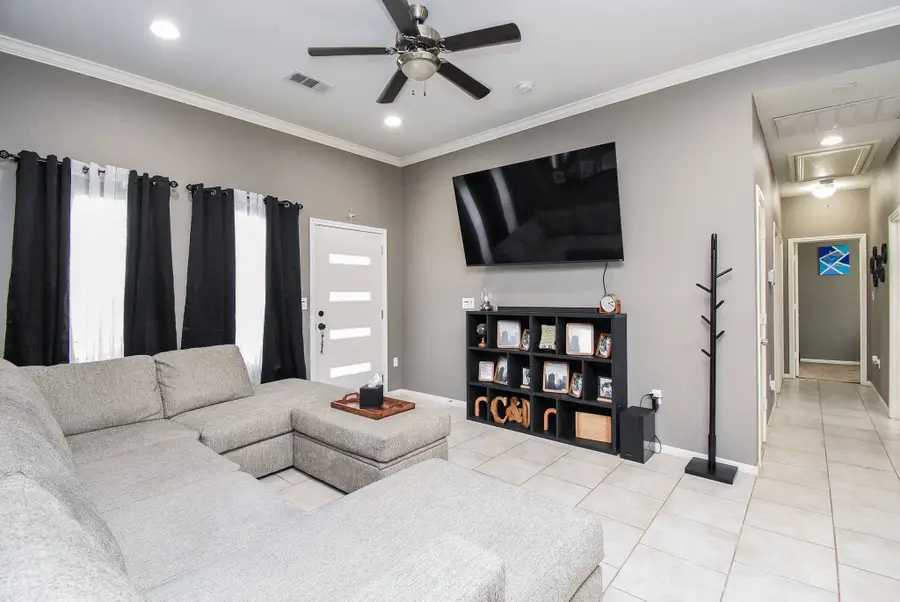 10014 Sierra Drive, Houston, TX 77051 - Image #3