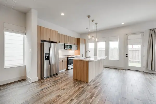 4402 Santorini Lane, Houston, TX 77045