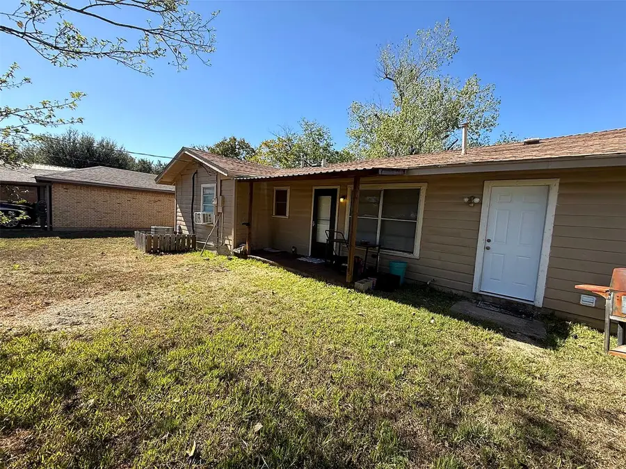 515 S Llano Street, Whitney, TX 76692 - #2