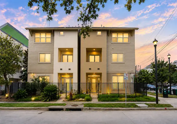 3010 Caroline Street, Houston, TX 77004