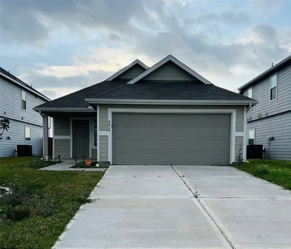 5615 James Michael Drive, Rosharon, TX 77583