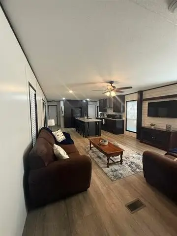 135 Bluejay Drive, Brookeland, TX 75931 - Image #3