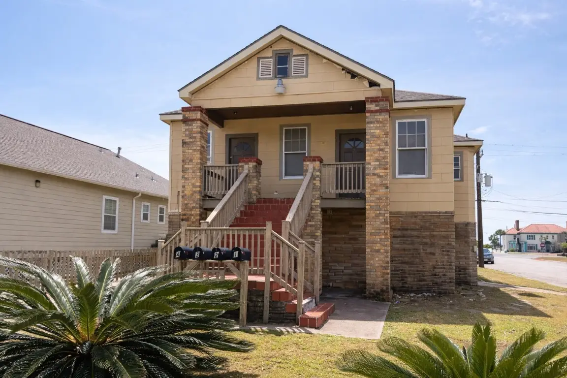627 Sealy Avenue, Galveston, TX 77550 - #1