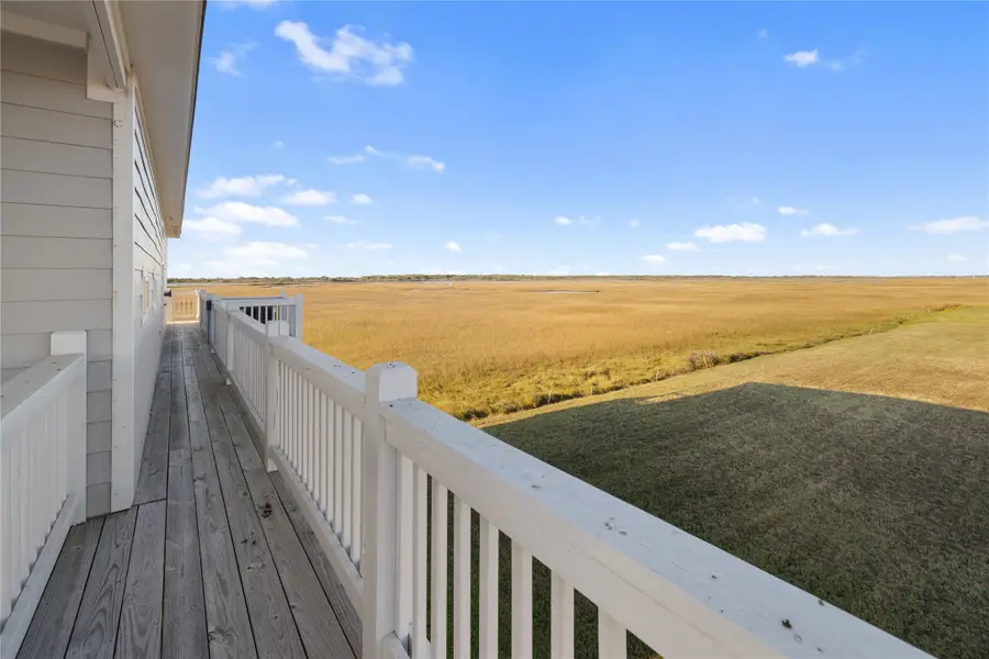 1286 Lagoon Drive, Crystal Beach, TX 77650 - Image #3