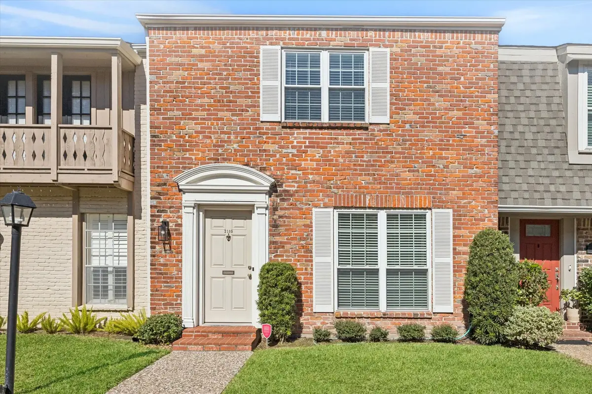 2105 S Winrock Boulevard S #48, Houston, TX 77057 - #1