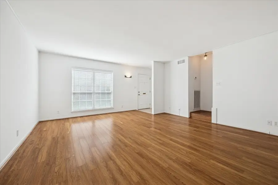 2105 S Winrock Boulevard S #48, Houston, TX 77057 - #3