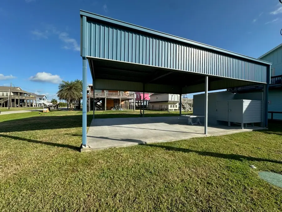 966 Clara Street, Crystal Beach, TX 77650 - #3