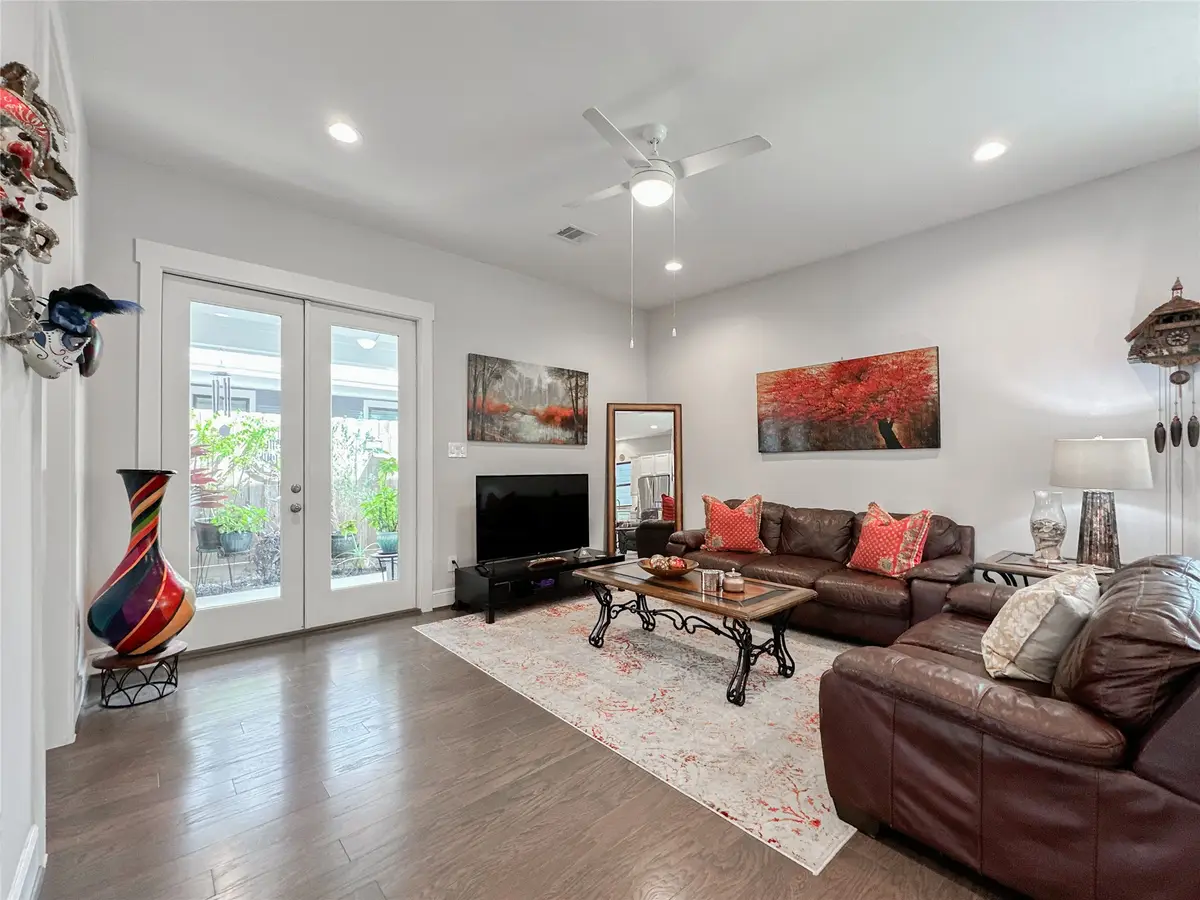 1104 Pearl Wood Drive, Houston, TX 77008 - #1