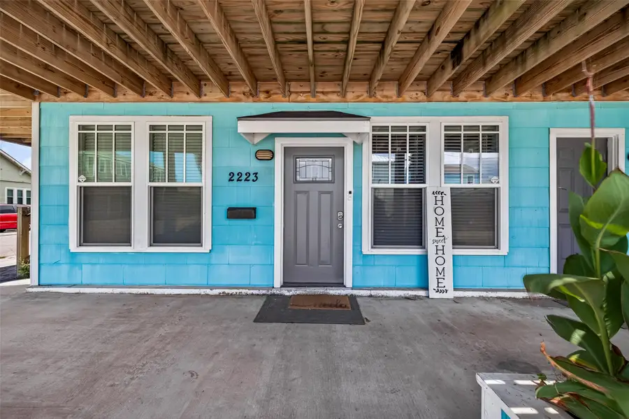 2223 33rd Street, Galveston, TX 77550 - #3