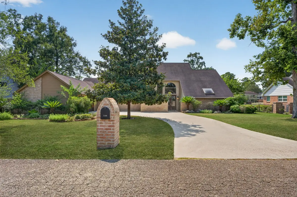 589 Brandon Road, Conroe, TX 77302 - #1