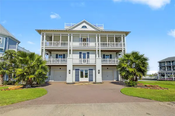 10 Islamorada, Hitchcock, TX 77563