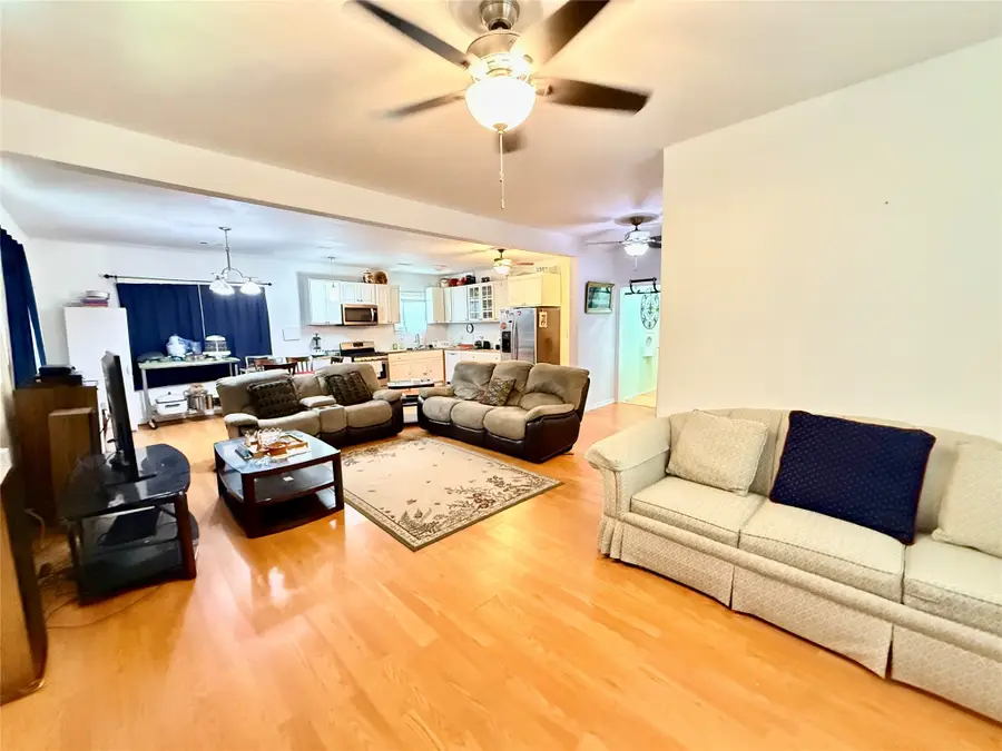 4305 Avenue N 1/2, Galveston, TX 77550 - #2