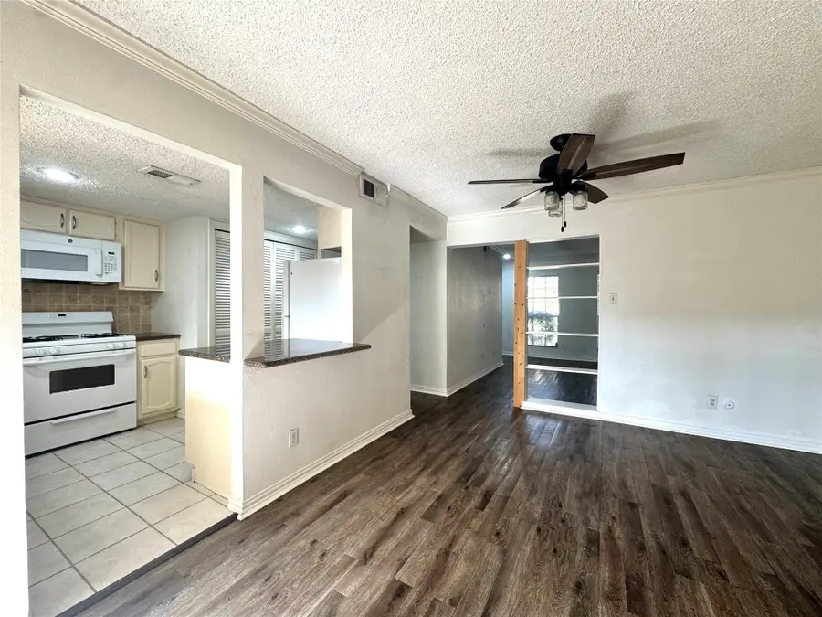 6505 Gambier Lane, Bellaire, TX 77401 - #2
